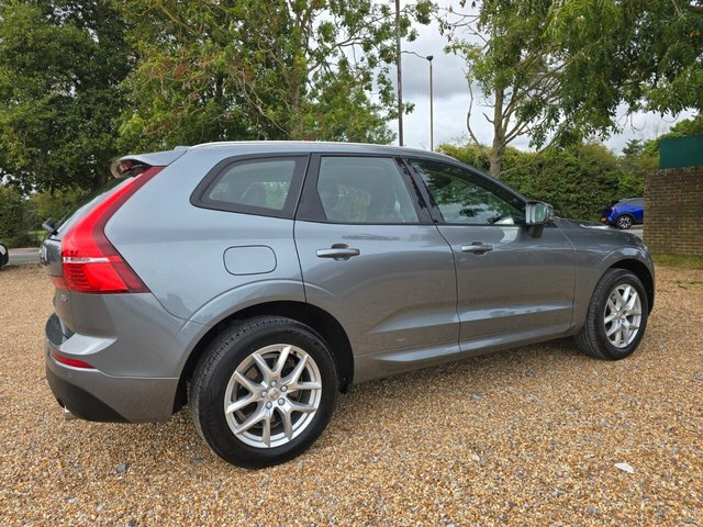 Volvo XC60 2.0 D4 Momentum Black #8