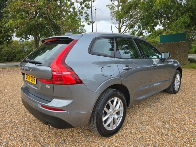 Volvo XC60 2.0 D4 Momentum Black #10