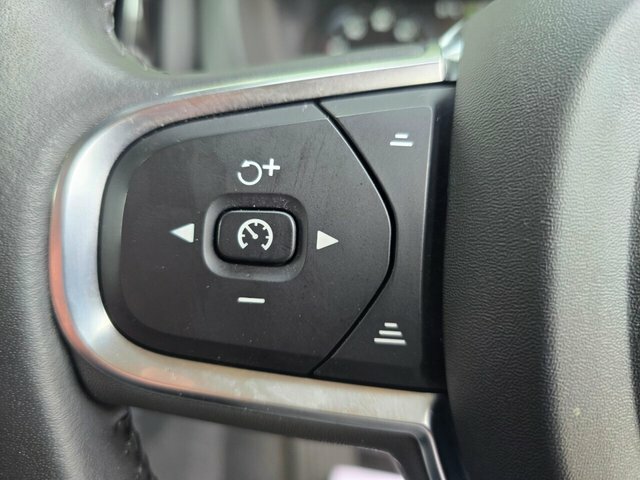 Volvo XC60 2.0 D4 Momentum Black #36