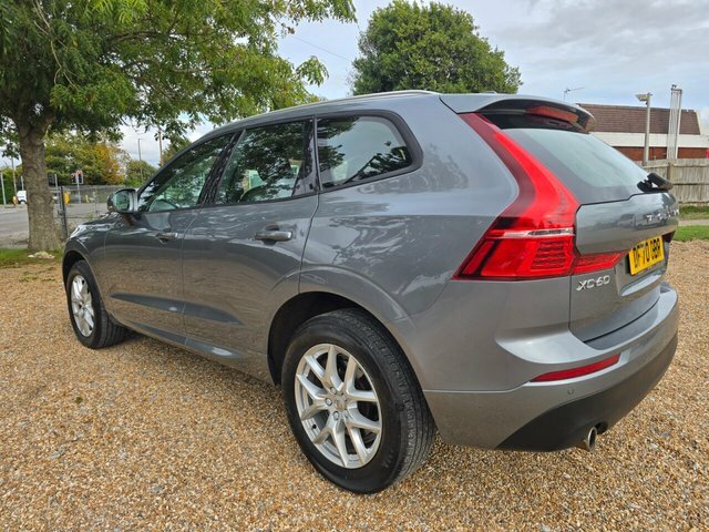 Volvo XC60 2.0 D4 Momentum Black #20