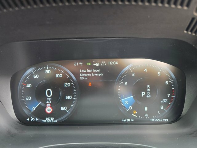 Volvo XC60 2.0 D4 Momentum Black #35