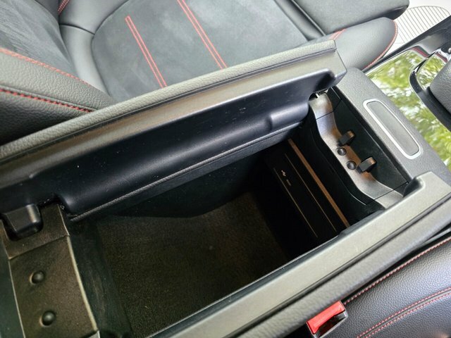 Mercedes-Benz A Class A200 Amg Line Premium Silver #42