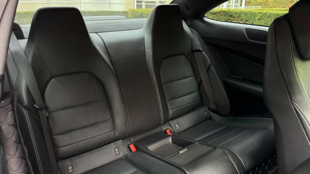 Mercedes-Benz C Class Coupe Black #31