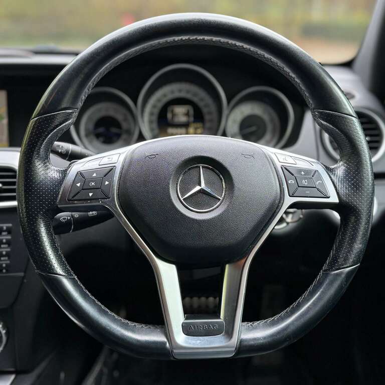 Mercedes-Benz C Class Coupe Black #21