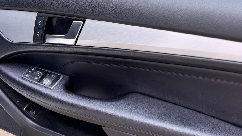 Mercedes-Benz C Class Coupe Black #17