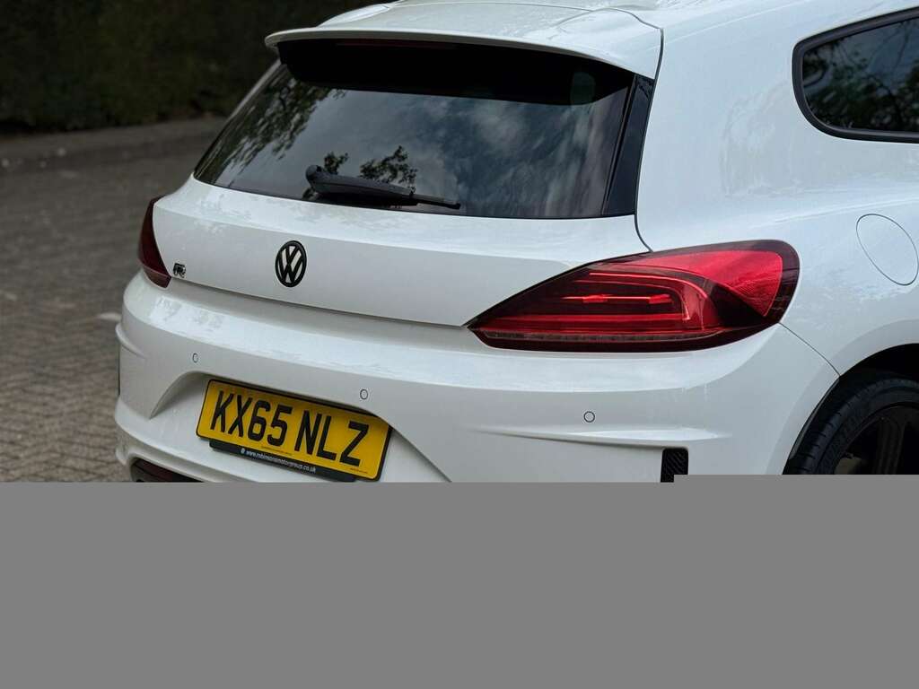 Volkswagen Scirocco 2.0 Scirocco R Tsi White #2