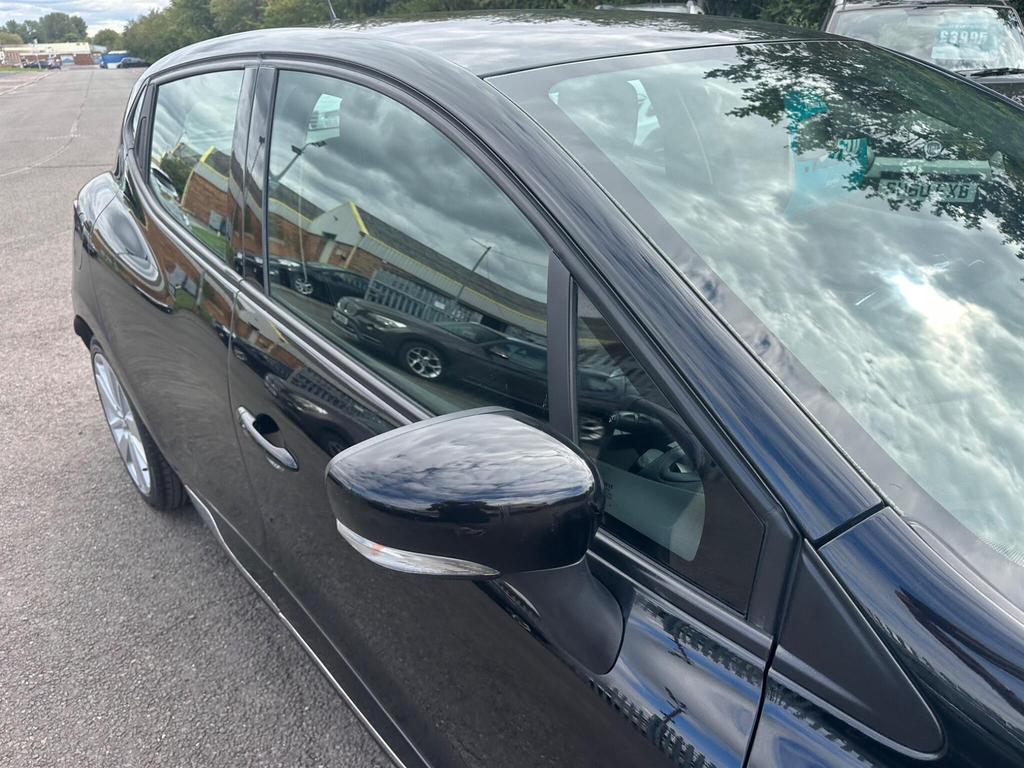 Renault Clio 1.5 Dci Dynamique S Medianav Euro 5 Ss Black #54