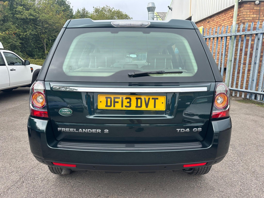 Land Rover Freelander 2 Sd4 Xs Suv Red #16