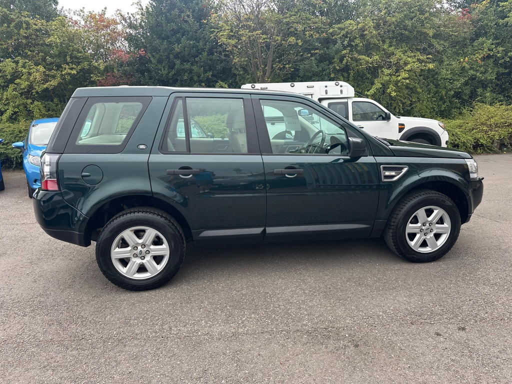 Land Rover Freelander 2 Sd4 Xs Suv Red #12