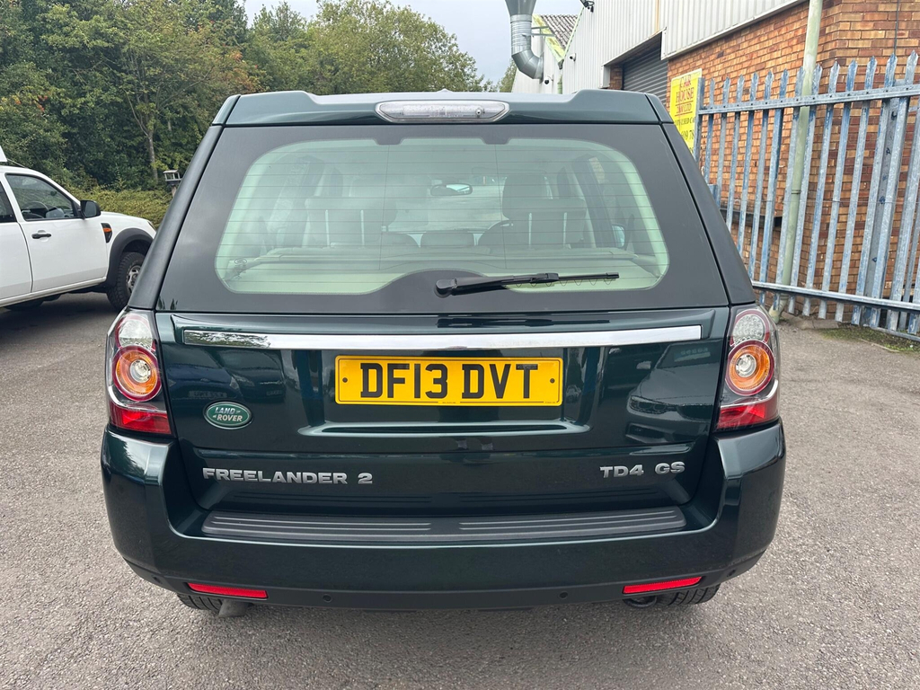 Land Rover Freelander 2 Sd4 Xs Suv Red #17