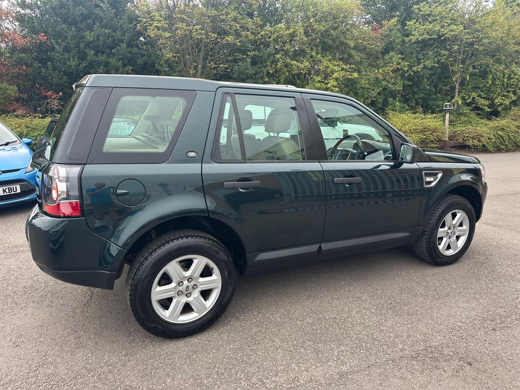 Land Rover Freelander 2 Sd4 Xs Suv Red #23
