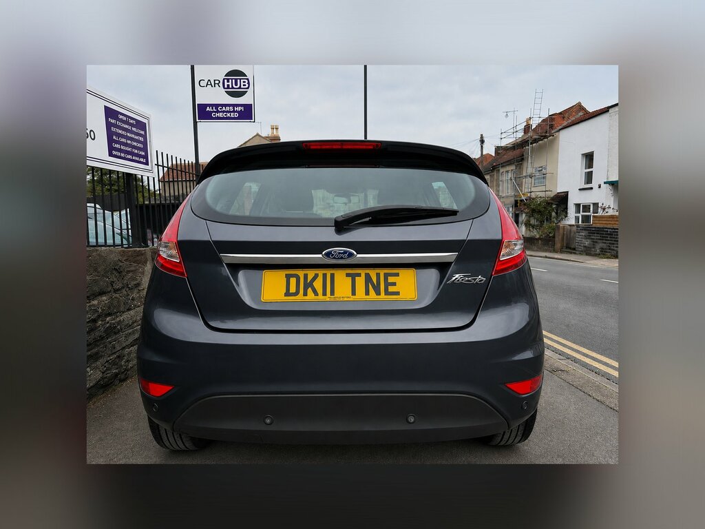 Ford Fiesta 1.25 Zetec Hatchback 129 Gkm, Grey #3