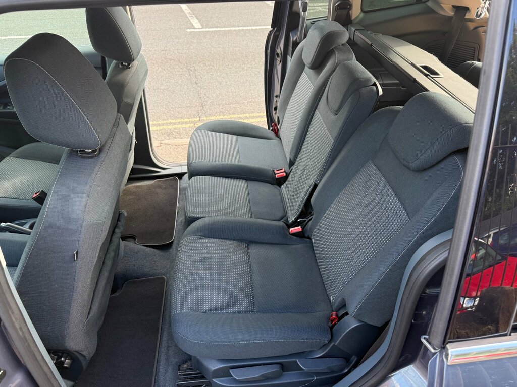 Ford Grand C-Max 2.0 Tdci Titanium Silver #12