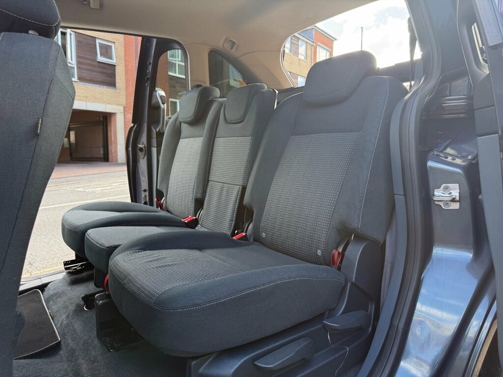 Ford Grand C-Max 2.0 Tdci Titanium Silver #13