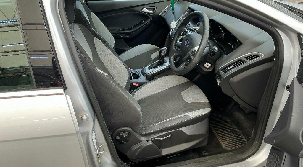 Ford Focus Zetec Silver #2