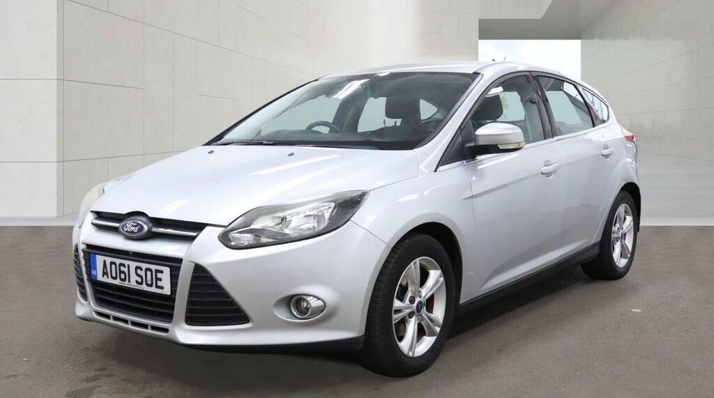 Ford Focus Zetec Silver #3