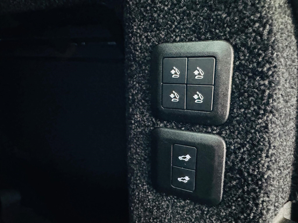 Land Rover Range Rover Suv Black #81