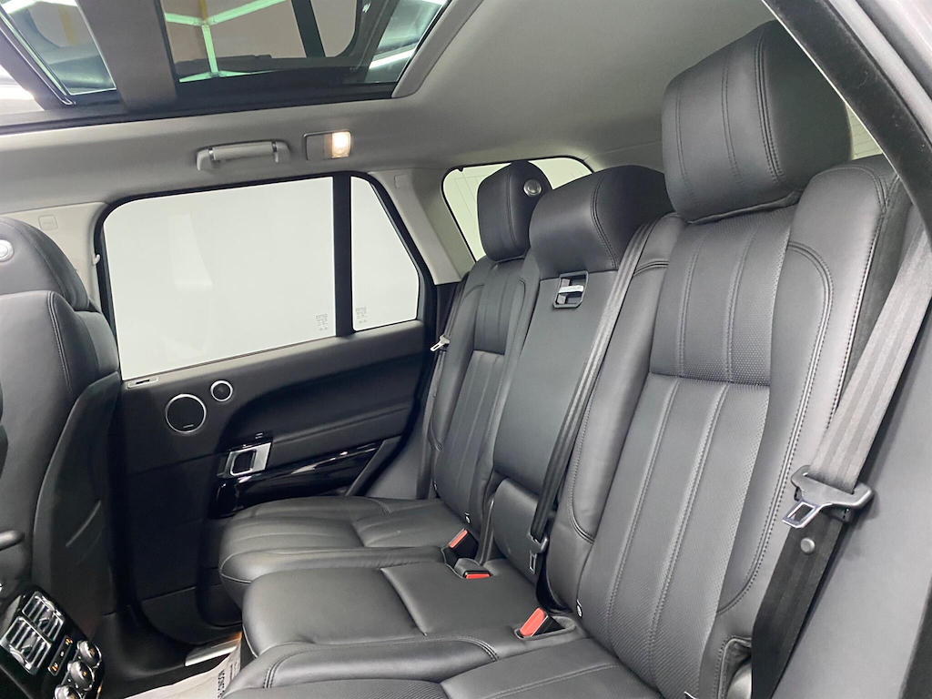Land Rover Range Rover 3.0 Range Rover Vogue Black #42