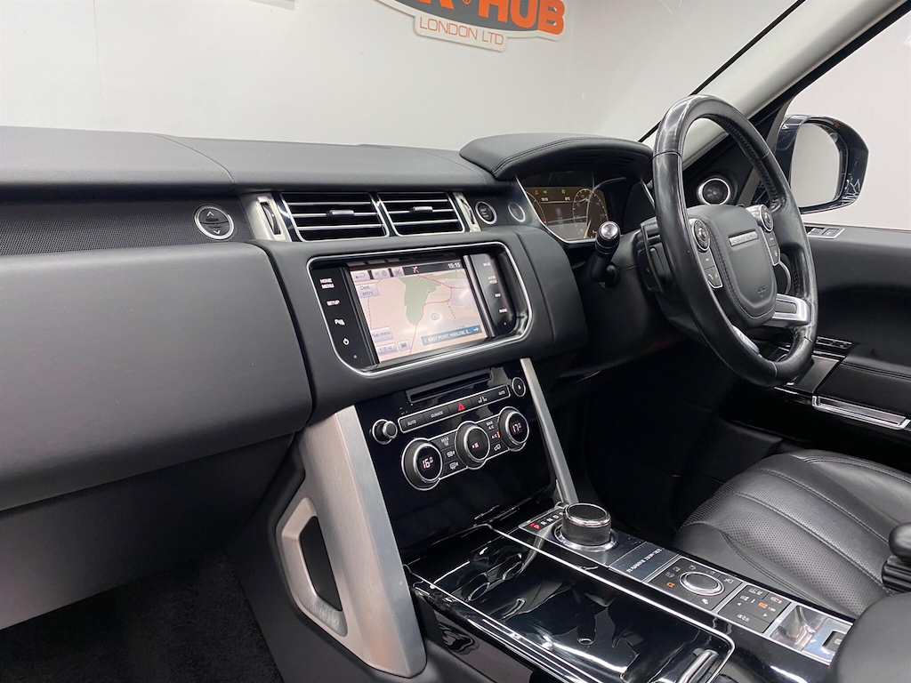 Land Rover Range Rover 3.0 Range Rover Vogue Black #69