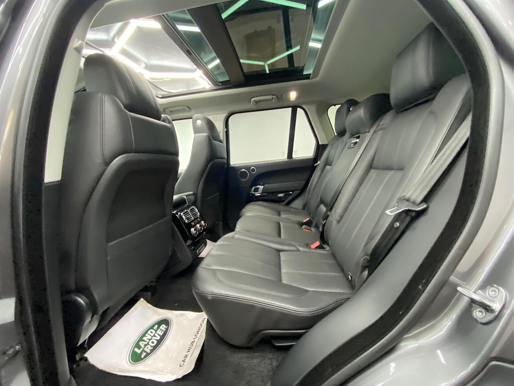 Land Rover Range Rover 3.0 Range Rover Vogue Black #43