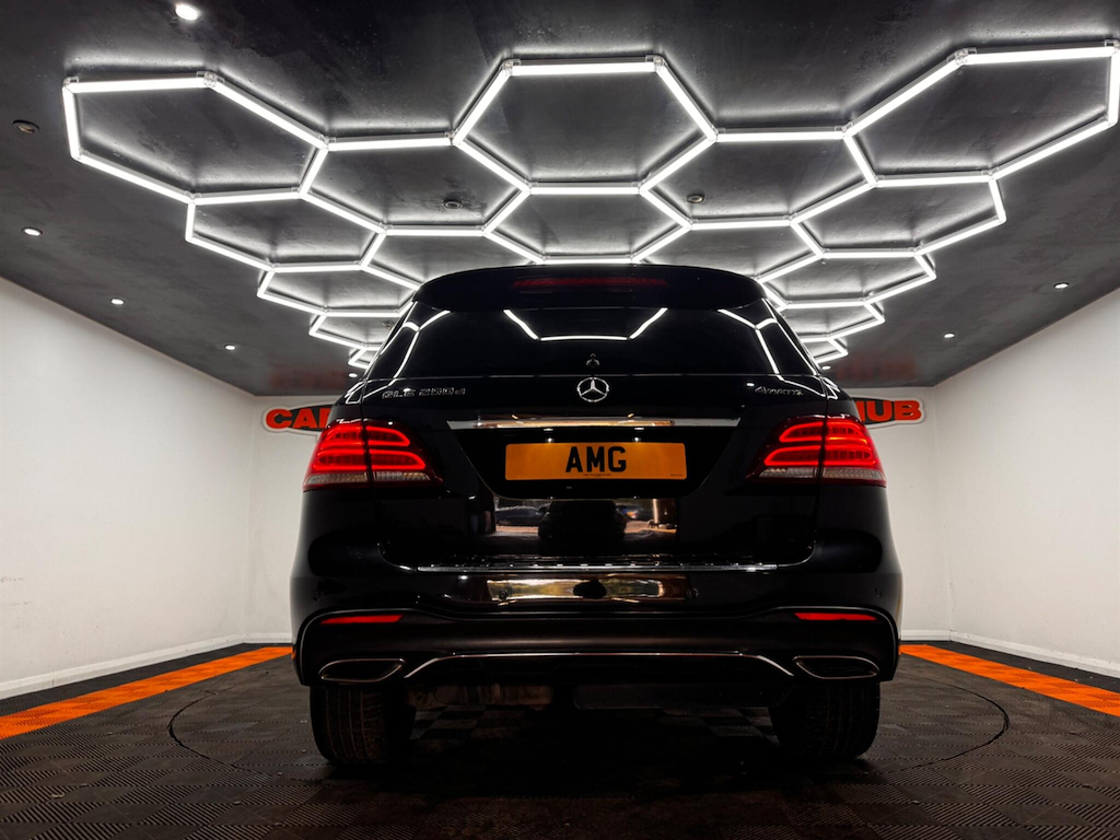 Mercedes-Benz GLE Class 3.0 L D 4Matic Designo Line Silver #22