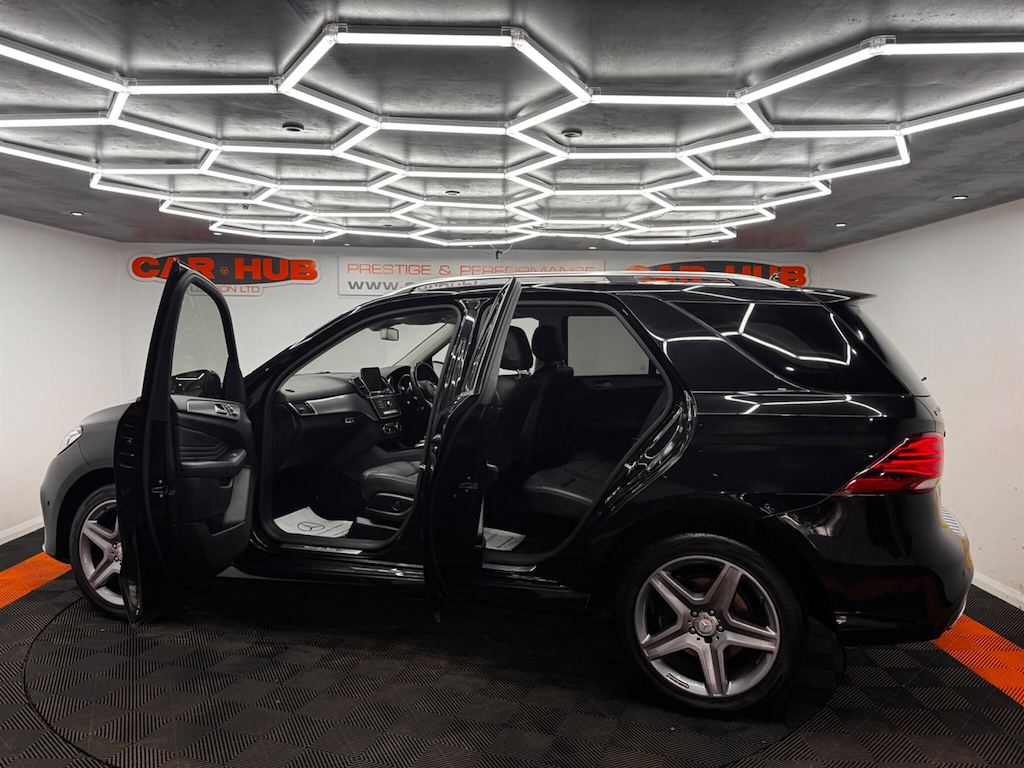 Mercedes-Benz GLE Class 3.0 L D 4Matic Designo Line Silver #8