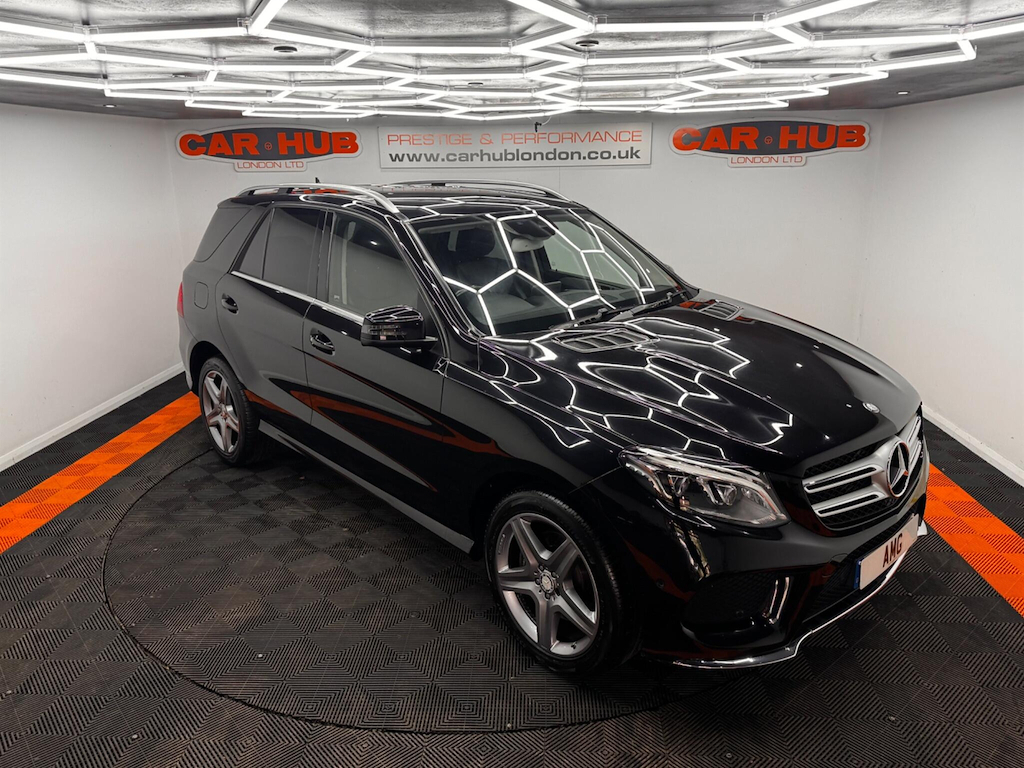 Mercedes-Benz GLE Class 3.0 L D 4Matic Designo Line Silver #38