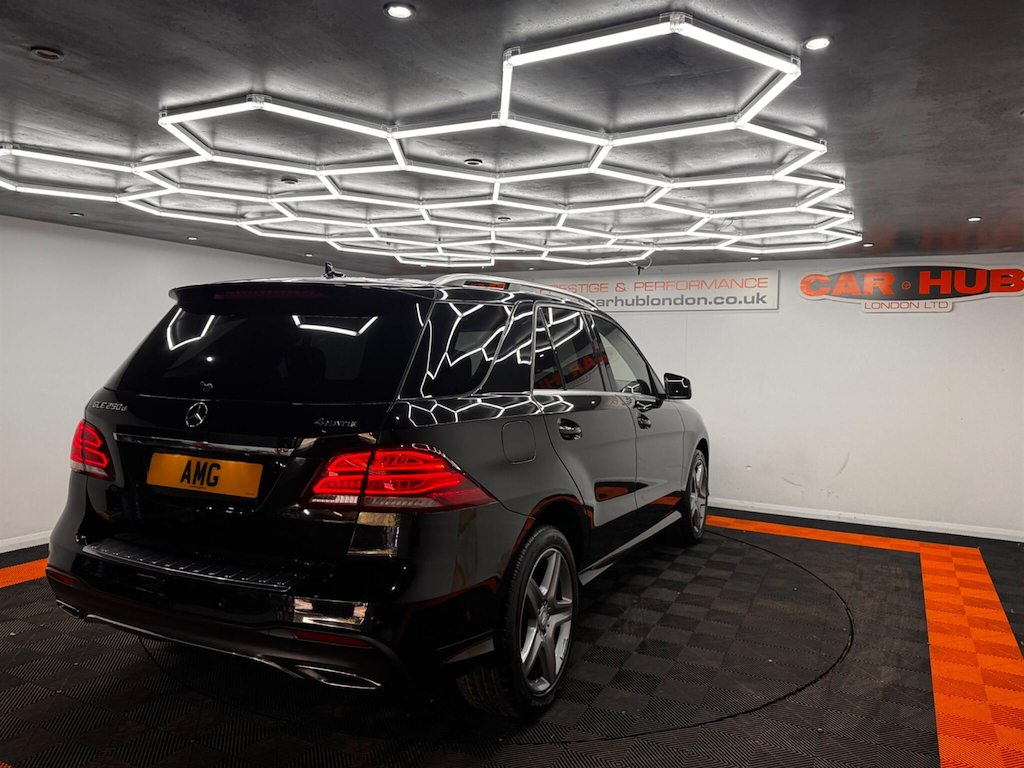 Mercedes-Benz GLE Class 3.0 L D 4Matic Designo Line Silver #13