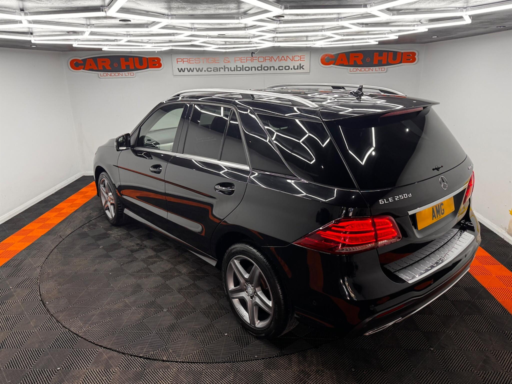 Mercedes-Benz GLE Class 3.0 L D 4Matic Designo Line Silver #18