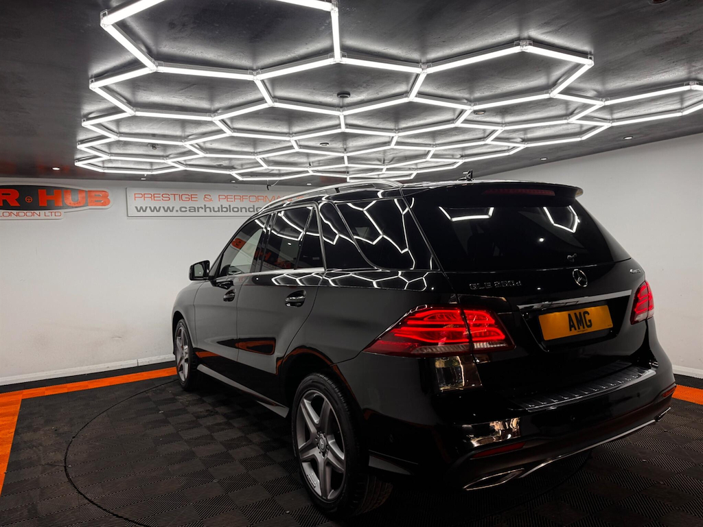 Mercedes-Benz GLE Class 3.0 L D 4Matic Designo Line Silver #11