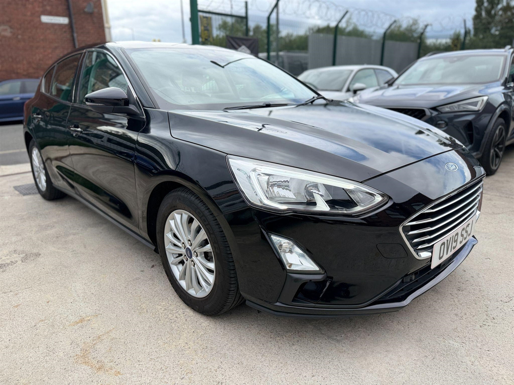 Ford Focus 1.0T Ecoboost Titanium Euro 6 Ss  #2