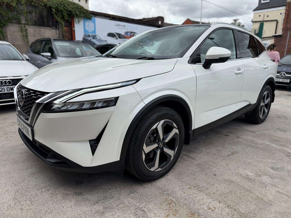 Nissan Qashqai 1.3 Dig-t Mhev Premiere Edition Xtron Euro 6 Ss White #4