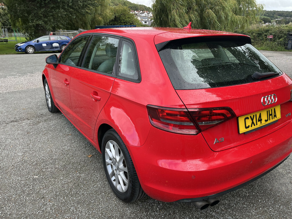 Audi A3 Sportback Se Tfsi  #5