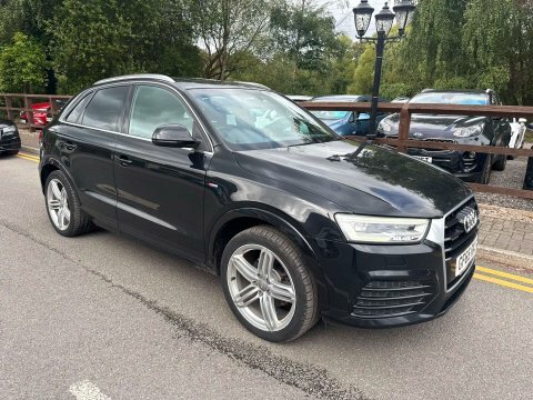 Audi Q3 Tdi S Line Suv 2.0 White #3