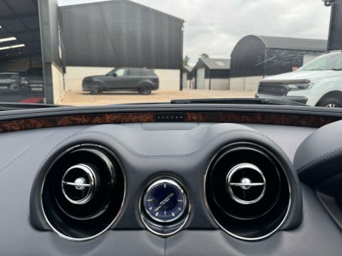 Jaguar XJ 3.0D V6 Portfolio Lwb Blue #14