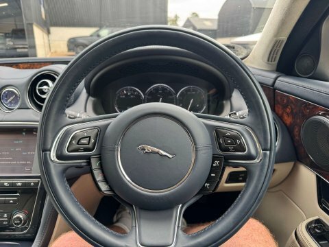 Jaguar XJ 3.0D V6 Portfolio Lwb Blue #12