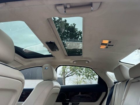 Jaguar XJ 3.0D V6 Portfolio Lwb Blue #27