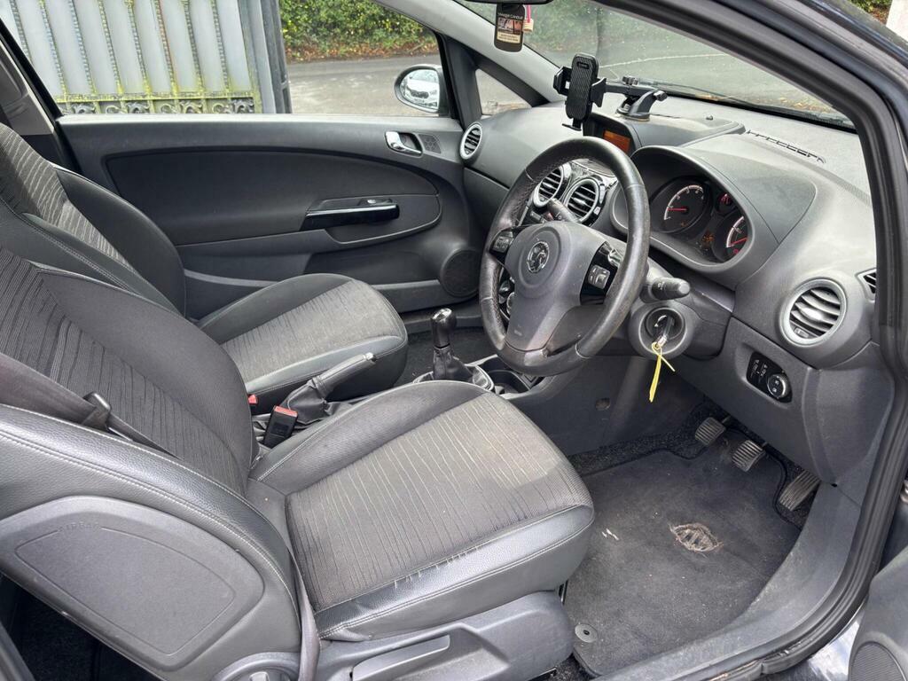 Vauxhall Corsa Se Red #7
