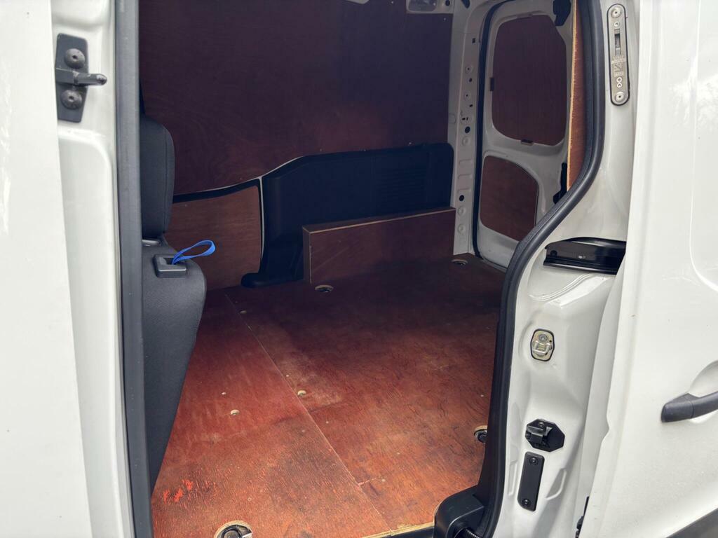 Citroen Berlingo Feel Multispace Silver #15