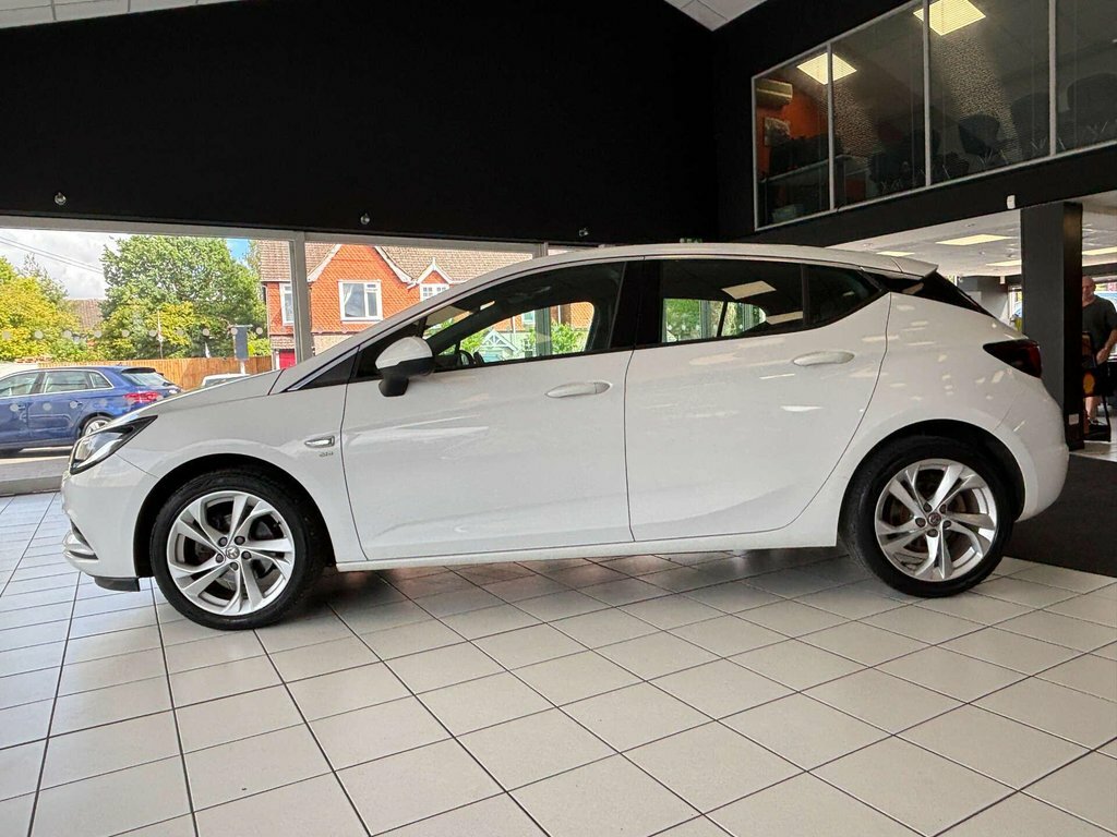 Vauxhall Astra 1L Sri White #6