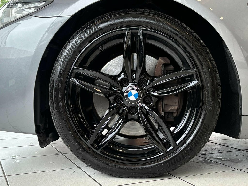 BMW 5 Series Black #18