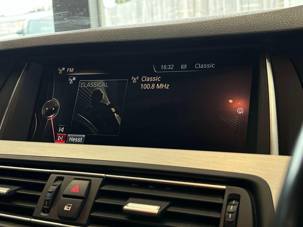 BMW 5 Series Black #30