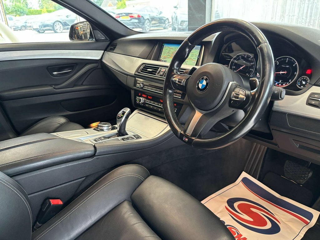 BMW 5 Series Black #19