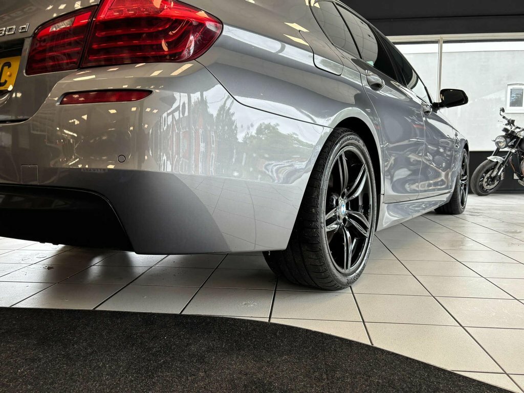 BMW 5 Series Black #11