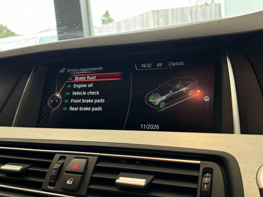 BMW 5 Series Black #32