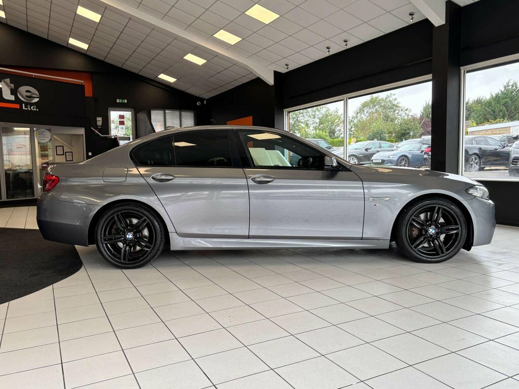 BMW 5 Series Black #13