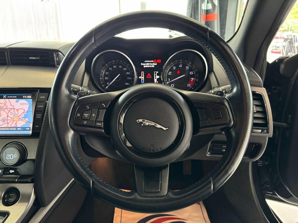 Jaguar F-Type 5L S Black #31