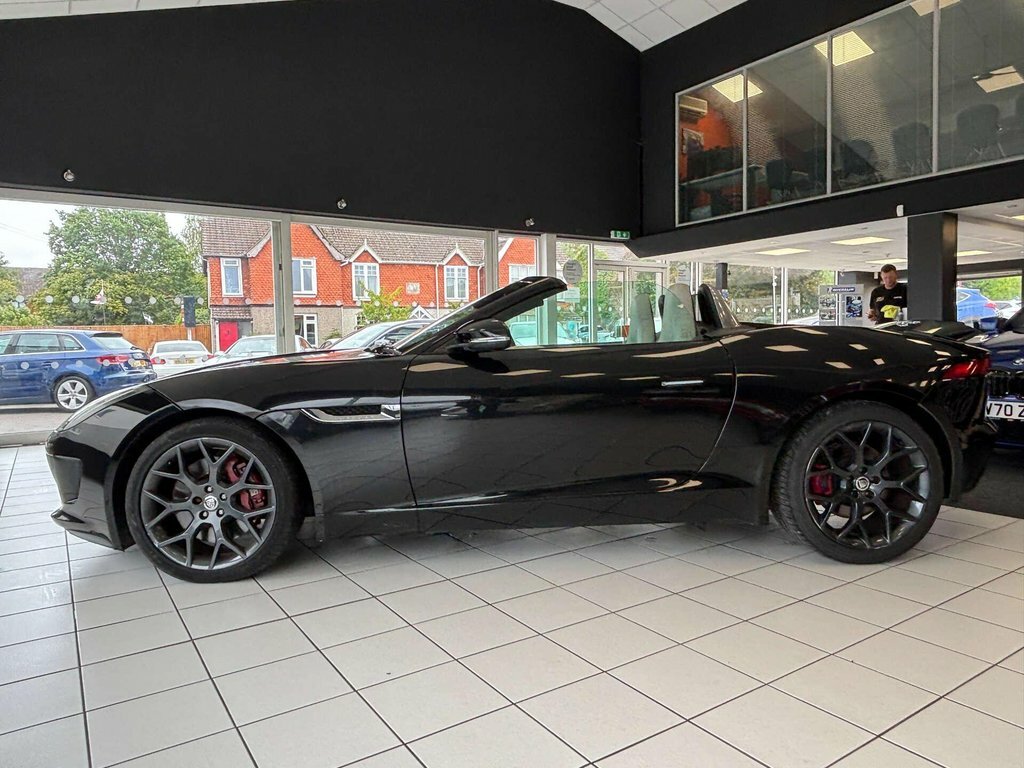 Jaguar F-Type 5L S Black #8