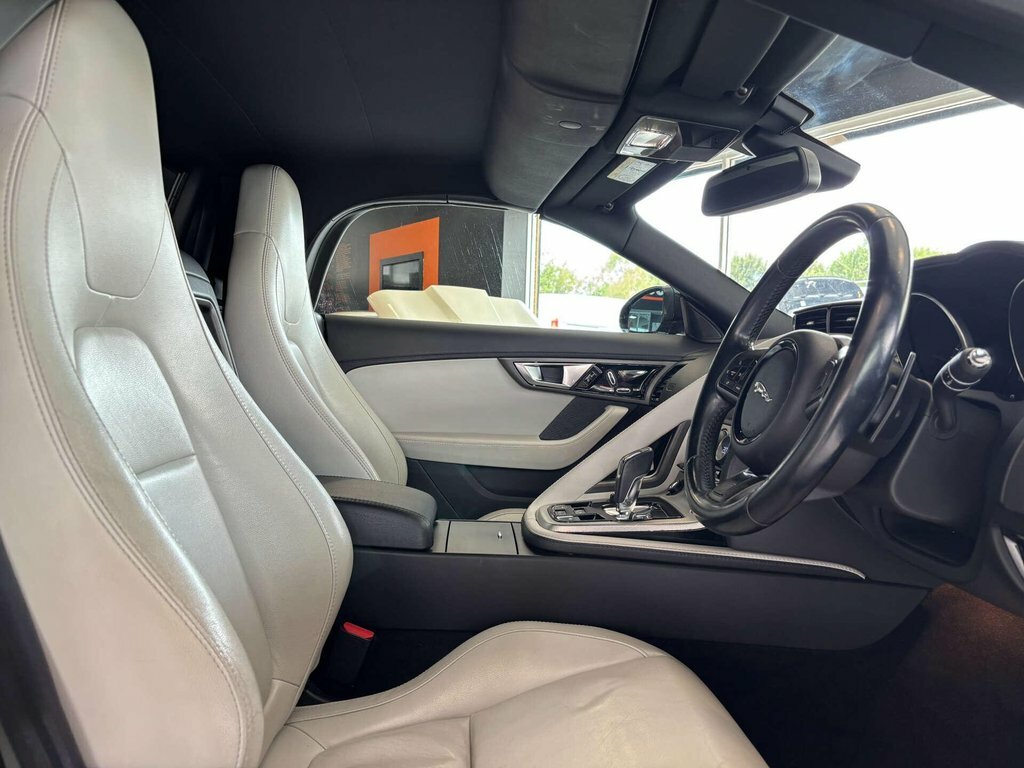 Jaguar F-Type 5L S Black #29