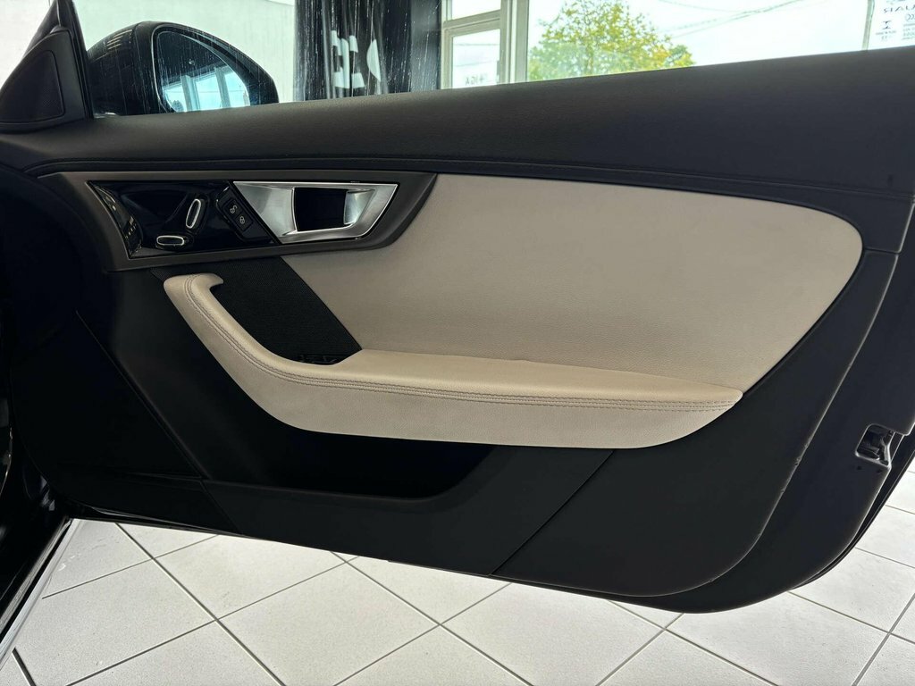 Jaguar F-Type 5L S Black #49